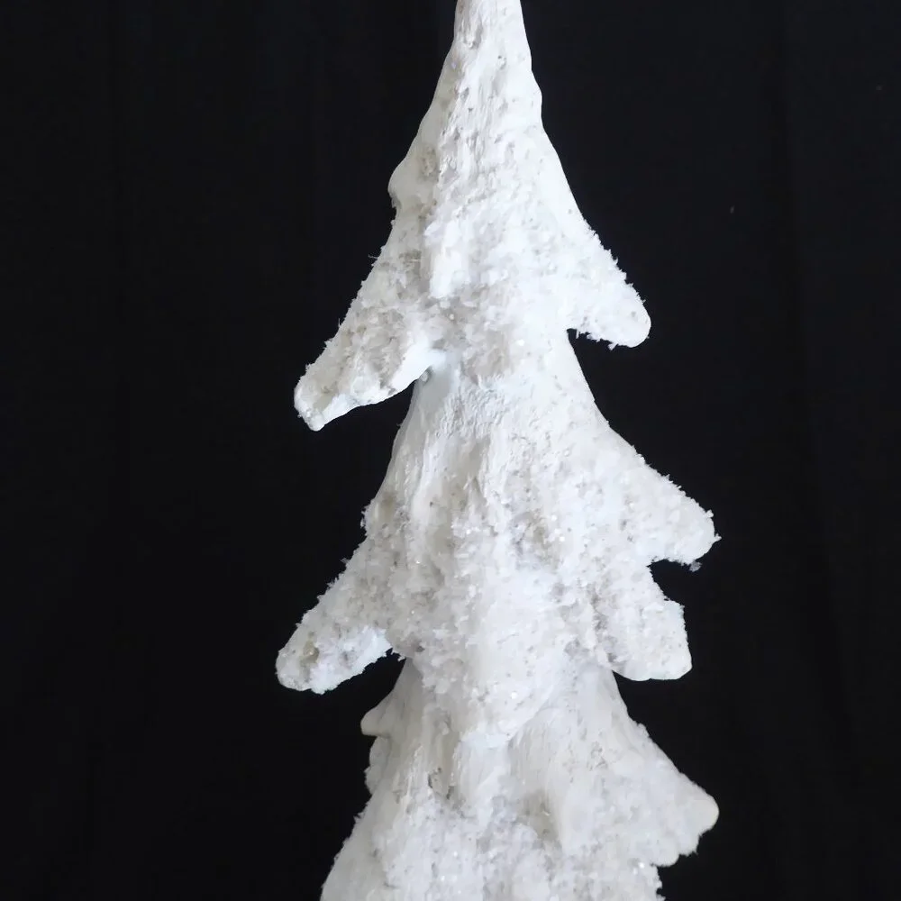 NEW 18” SNOW COVERED CHRISTMAS WINTER FOREST PINE TREE RESIN DECORATION - Picture 10 of 10